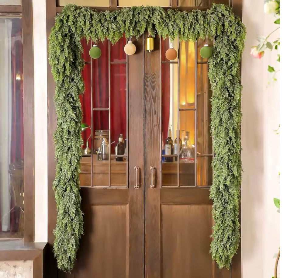 CedarLuxe - Girlanden