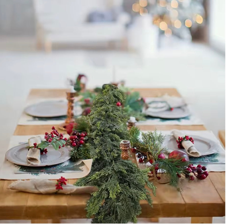 CedarLuxe - Girlanden